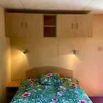 Holiday home Holenderki Na Zielonych Wzgorzach,
