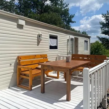 Holenderki Na Zielonych Wzgorzach, Holiday home