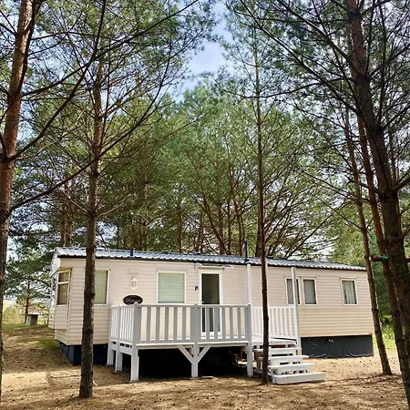 Holenderki Na Zielonych Wzgorzach, بيت للعطل *