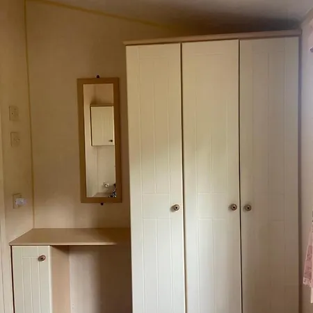 Holenderki Na Zielonych Wzgorzach, Lowyn