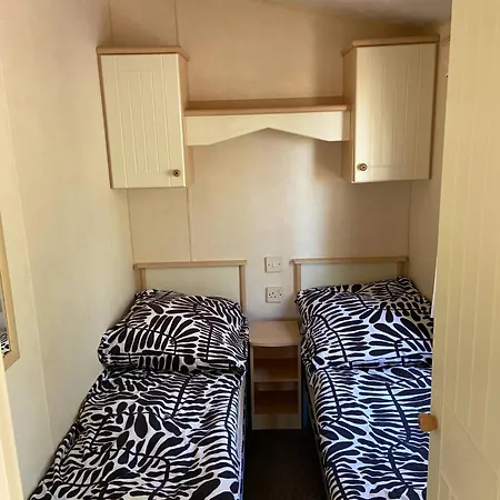 Holiday home Holenderki Na Zielonych Wzgorzach, Lowyn