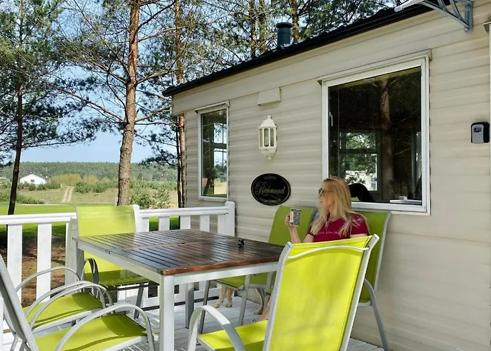 Holiday home Holenderki Na Zielonych Wzgorzach, Lowyn