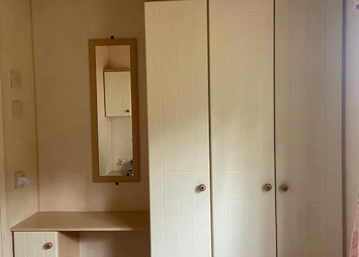 Holenderki Na Zielonych Wzgorzach, Lowyn